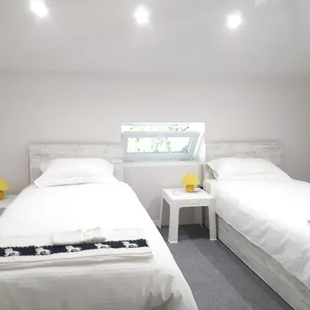 Апартамент Center 4-bedroom *