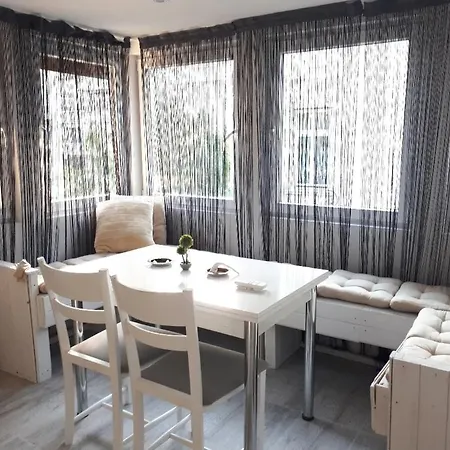 Center 4-bedroom Appartement